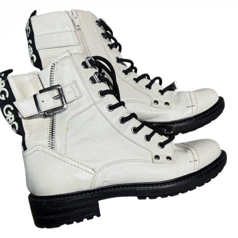 GBG Los Angeles Women Combat Boots 6.5 White Faux Leather Solid Lace Up Moto Y2K